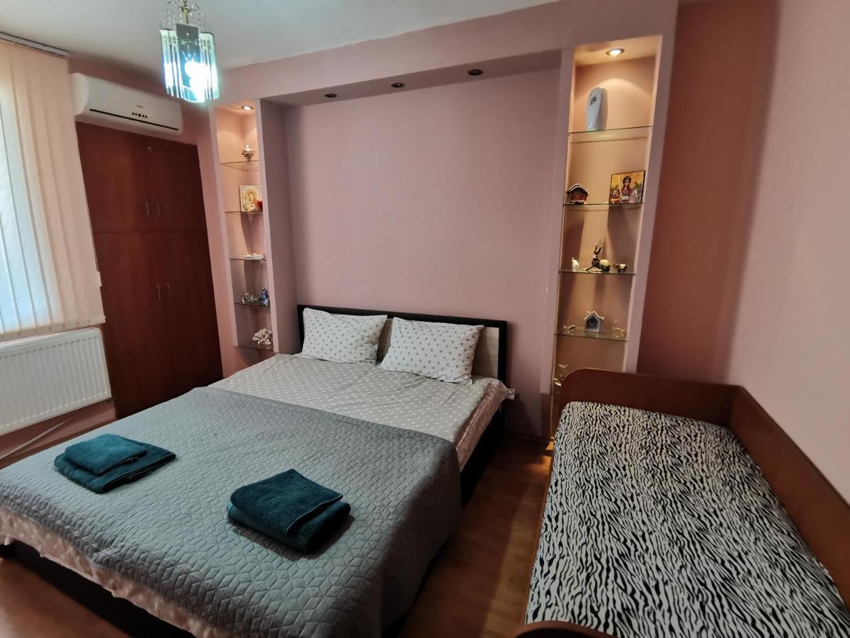 Central Apartment Targovishte Exterior foto